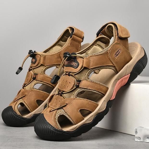 These men's leather closed toe sandals provide durable comfort with a sleek design. Made with high-quality leather, they offer superior protection against the elements and feature a closed toe for added safety. Perfect for both casual and outdoor activities.