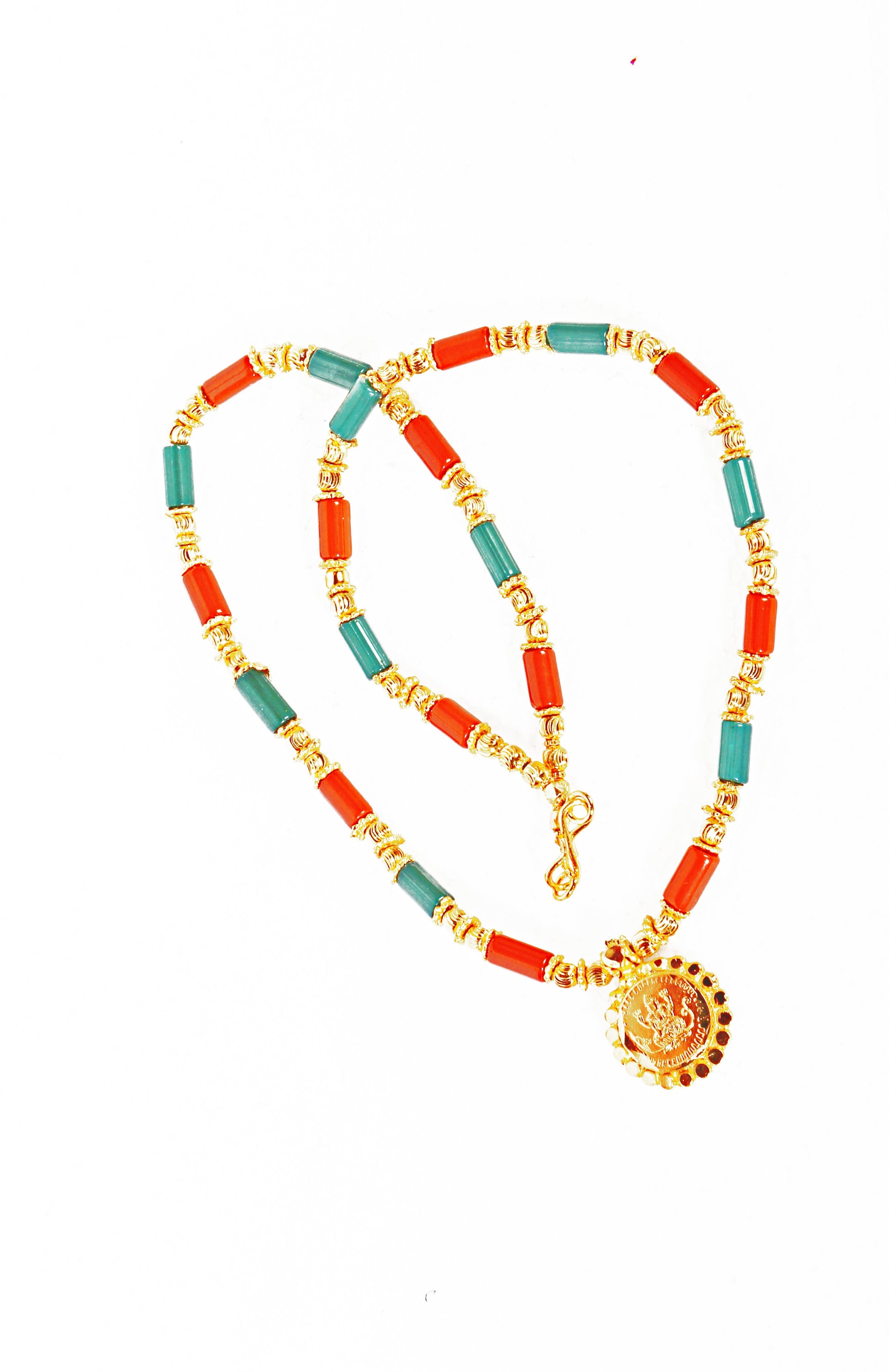 Elevate your traditional attire with this contemporary Gold Plated Mangalsutra. Meticulously crafted to balance cultural significance with modern aesthetics, this piece features premium gold plating for lasting shine and durability. The elegant design makes it suitable for both everyday wear and special occasions, offering the perfect blend of tradition and trend-forward styling.