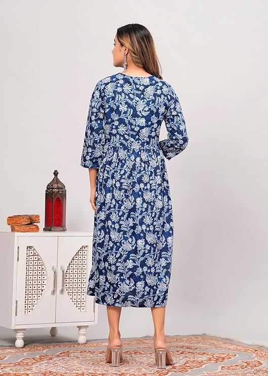 This Anarkali kurti in grey and blue is made from lightweight poly crepe, offering a smooth texture and comfortable wear. Its printed pattern enhances the traditional silhouette, making it suitable for festive and everyday occasions. Designed in size M, it ensures a flattering fit that combines style with ease.