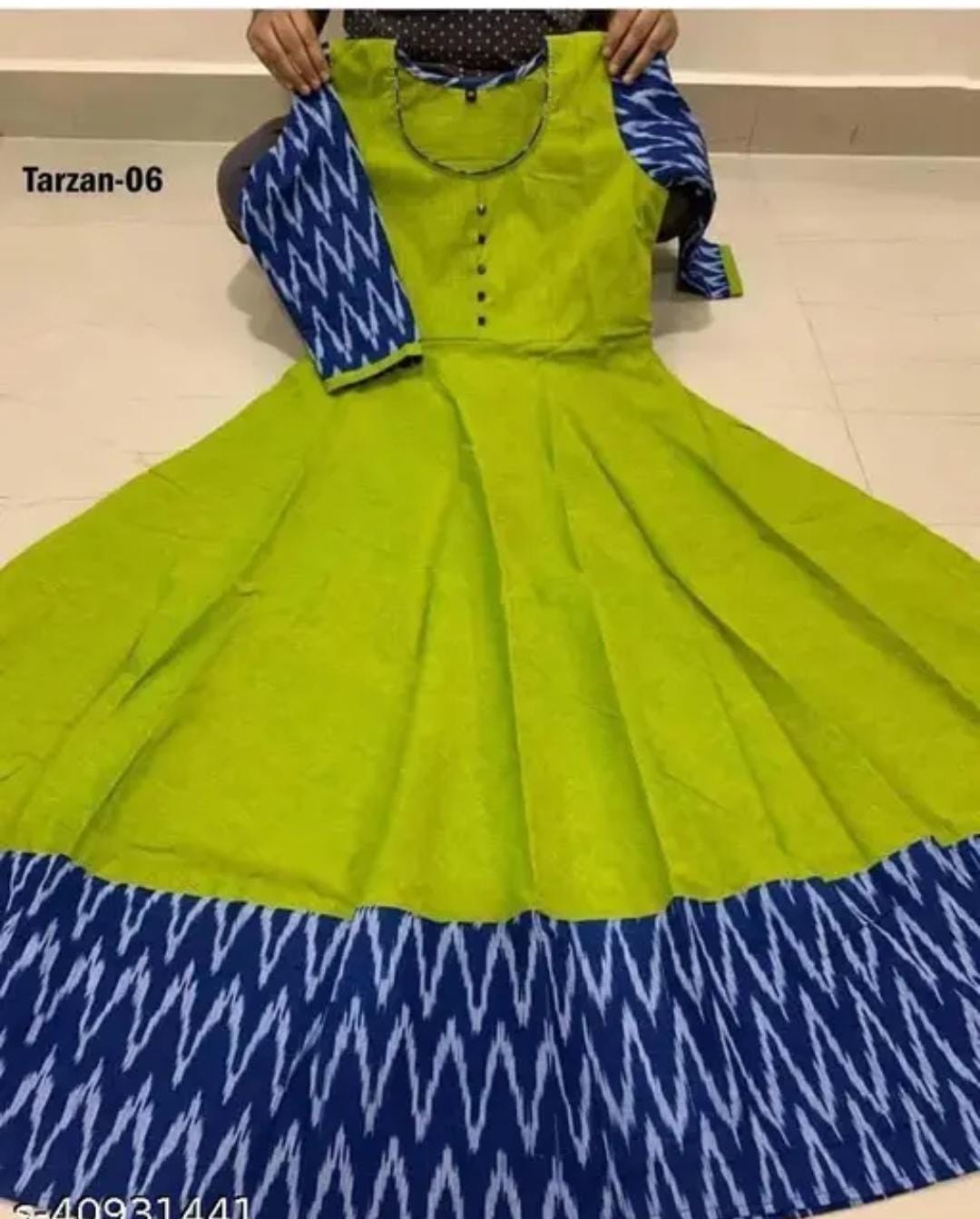 This Classic Designer Women’s Dress Gown blends timeless sophistication with expert craftsmanship. Designed to provide a flattering fit and exceptional comfort, it is ideal for formal events and special occasions. The gown’s elegant design enhances your style with subtle yet impactful details, ensuring you make a confident and graceful impression.