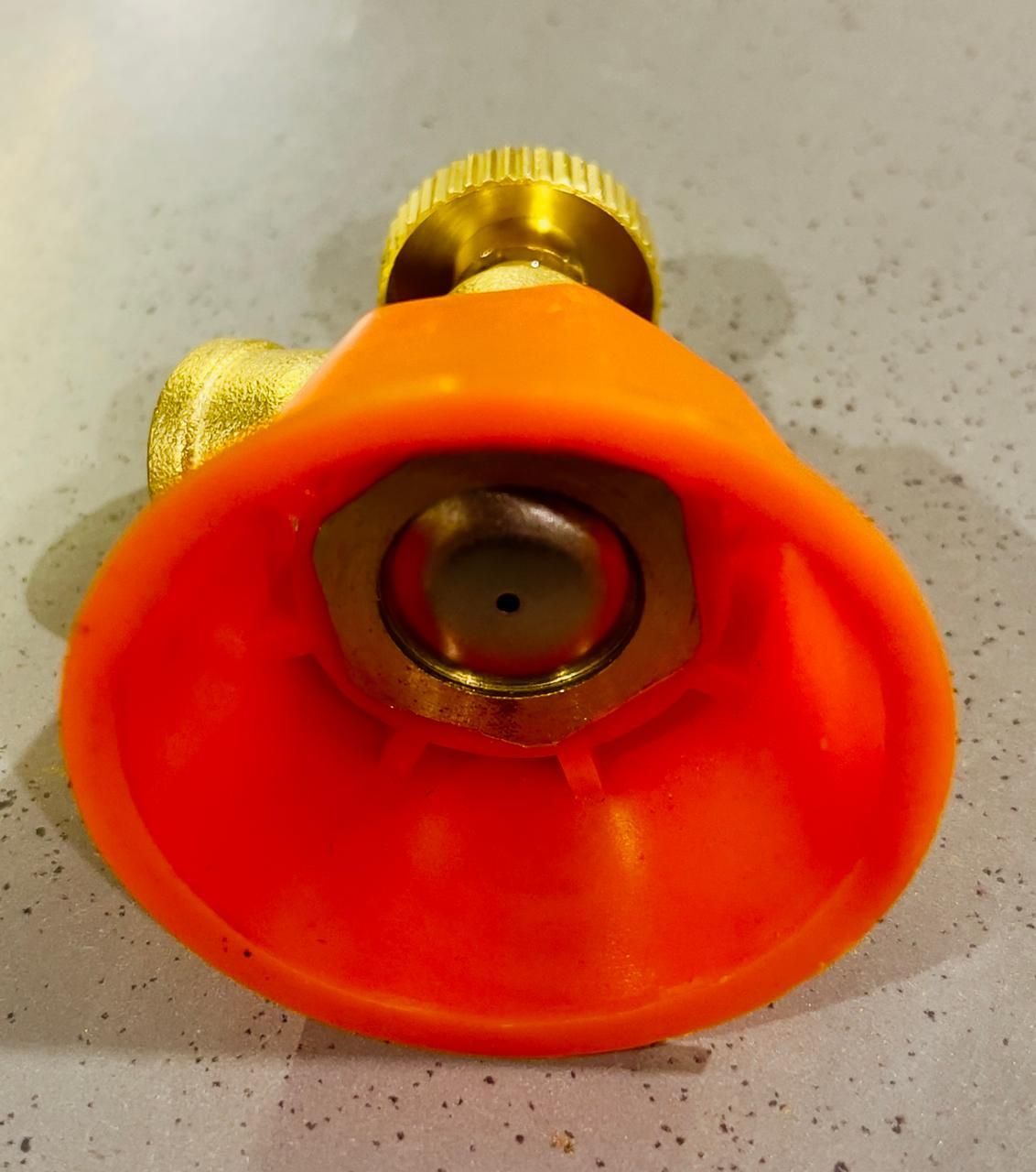 The Adjustable High Pressurized Sprayer Nozzle Atomizer offers precise spray control with its customizable nozzle, enabling fine misting or targeted streams. Engineered for high pressure, it ensures efficient atomization for uniform coverage, making it suitable for professional gardening, cleaning, and industrial applications. Its robust construction guarantees durability and consistent performance under demanding conditions. This nozzle enhances efficiency by minimizing overspray and optimizing liquid use,