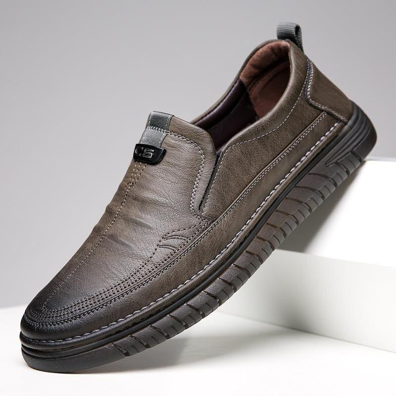 These premium casual shoes combine contemporary design with exceptional comfort. Crafted with durable materials and ergonomic support, they feature a versatile silhouette suitable for both casual outings and semi-formal occasions. The balanced cushioning and responsive sole technology ensure all-day wearability without compromising on style.