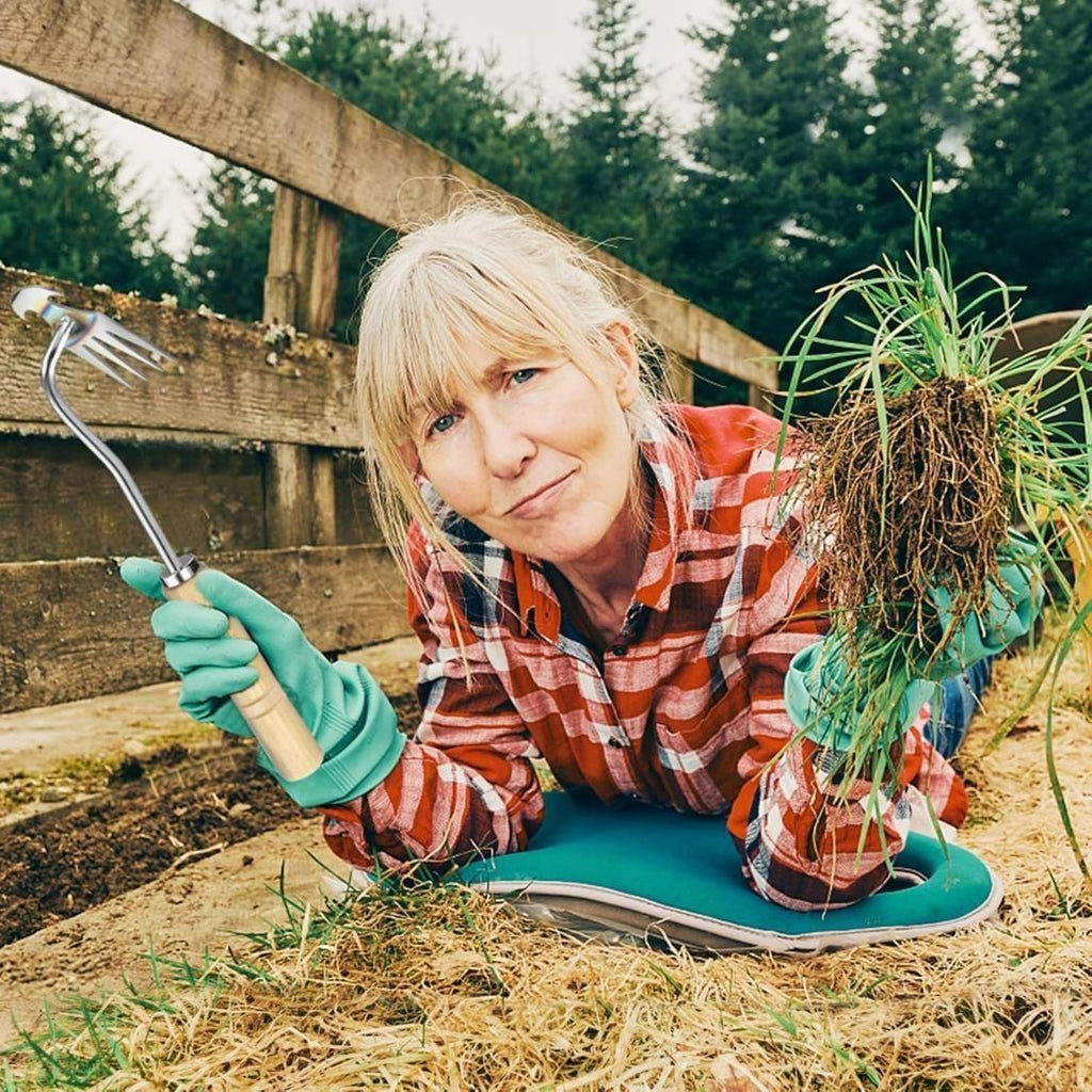 Our Puller Sharp Weeding Tools make garden maintenance a breeze. Featuring precision-crafted tips that target stubborn weeds at their source and comfortable non-slip handles that reduce hand fatigue. We're here to support your gardening journey with tools that make weed removal efficient and less strenuous, helping your garden thrive with minimal effort.