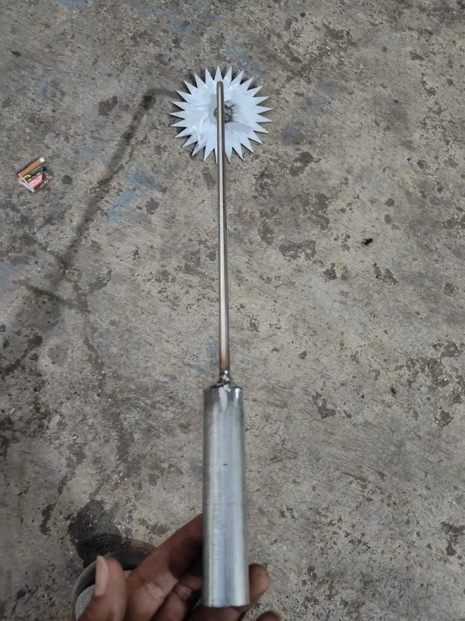 Engineered from heavy-duty forged metal, this 1pc Weed Crusher offers exceptional durability and strength for consistent, efficient grinding. Its precision-cut teeth ensure a uniform grind, enhancing the quality and usability of your herbs. Designed for expert users, this crusher combines robust construction with smooth operation, making it a reliable tool for frequent use. Ideal for those seeking a professional-grade accessory that delivers performance and longevity.