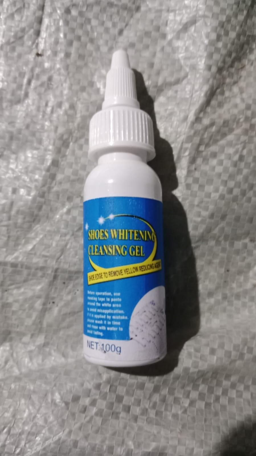 Shoes Whitening Cleansing Gel 50g (Pack of 2)

Restore brilliance to your white footwear with our professional-grade Shoes Whitening Cleansing Gel. This concentrated formula effectively removes stubborn stains, yellowing, and discoloration from all types of white shoes. Each pack contains two 50g tubes, providing sufficient product for multiple applications and long-lasting results. The specialized gel penetrates deep into fabric and rubber surfaces for comprehensive cleaning without damaging materials.