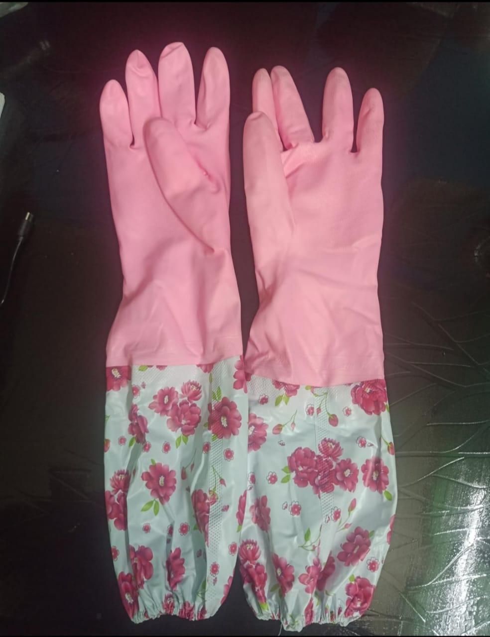 Multipurpose Cleaning Gloves with Lining provide durable hand protection for a variety of cleaning tasks. The soft inner lining ensures comfort during prolonged use, while the sturdy outer material resists water, detergents, and grime. These gloves are designed to enhance grip and flexibility, making them ideal for household cleaning, dishwashing, and other chores requiring reliable hand safety and hygiene.