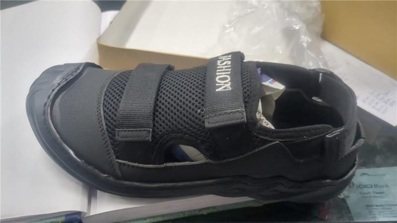 Step into comfort with our Men's Casual Dailywear Sandals, engineered for all-day support. The ergonomic footbed conforms to your foot's natural contours while the durable outsole provides reliable traction on various surfaces. Versatile enough for beach outings or casual errands, these sandals combine practicality with understated style for the modern man.