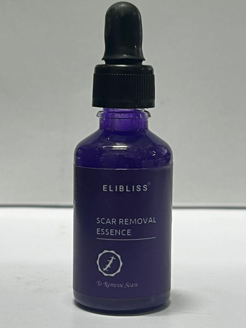 Elibliss Scar Removal Essence offers clinical-grade scar treatment in a concentrated 30ml formula, conveniently packaged as a set of two. This specialized essence utilizes advanced dermatological technology to target and reduce the appearance of various scar types. The potent formulation works at the cellular level to support collagen remodeling and enhance skin texture, providing a comprehensive approach to scar management with consistent application.