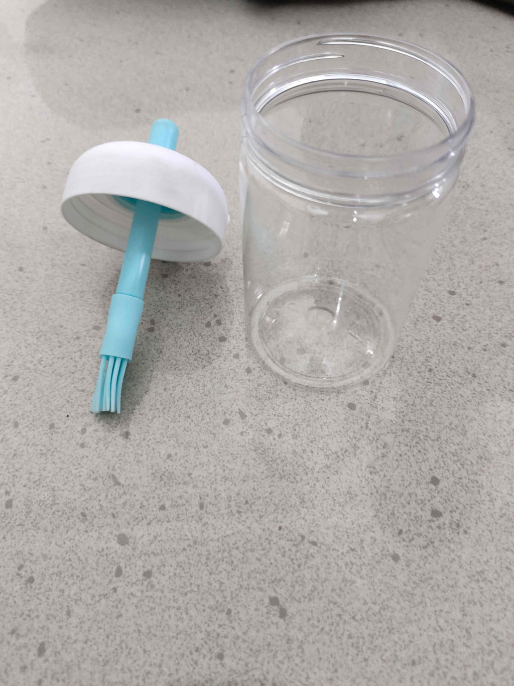 The Plastic 2 In 1 Oil Dispenser with a 250 ml capacity is engineered for precise and convenient oil dispensing. Its dual-function design allows controlled pouring and easy storage, minimizing spills and waste. Crafted from durable plastic, it offers lightweight handling and long-lasting use, making it an essential tool for efficient kitchen management. Its compact size ensures it fits seamlessly into any cooking space, enhancing your culinary workflow.