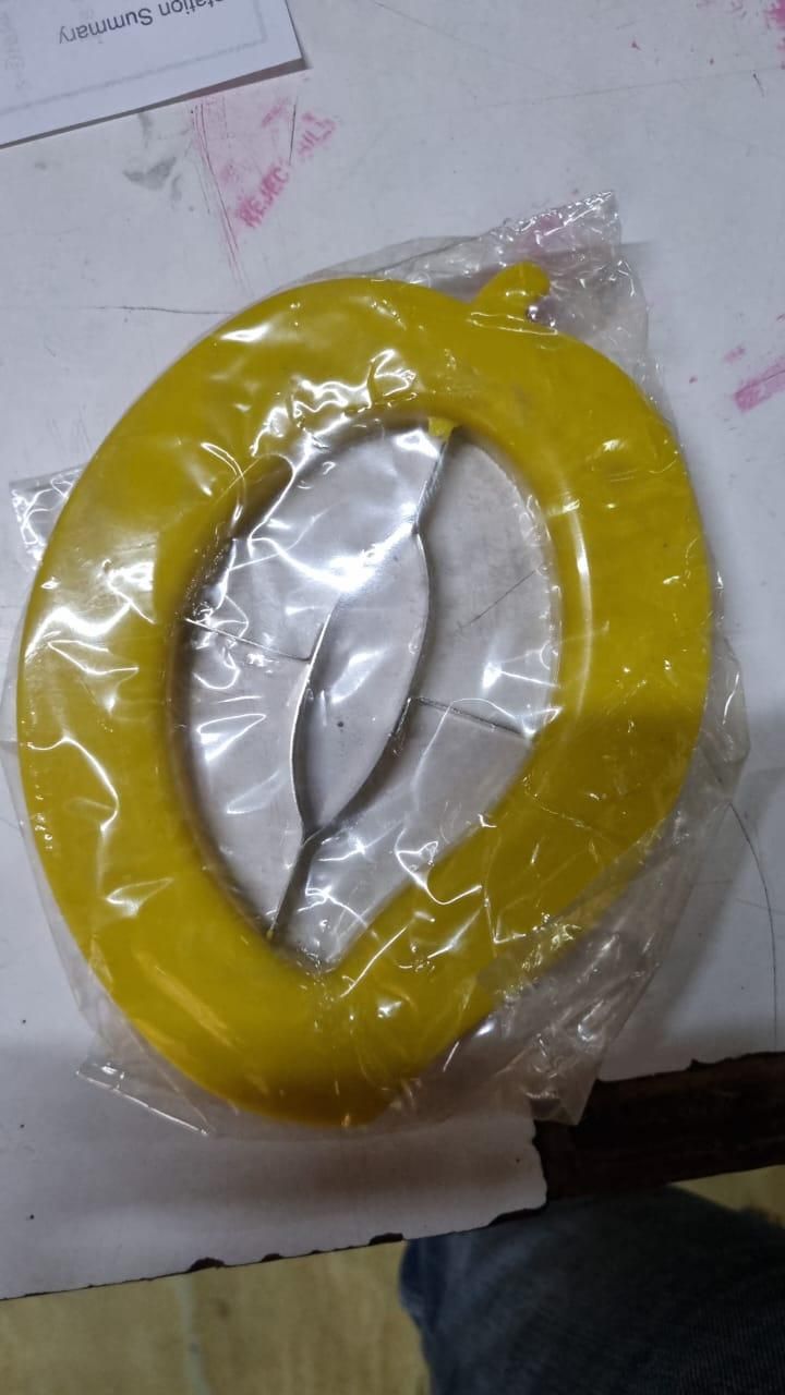 The Mango Cutter Chopper Slicer Tool offers a precise and efficient solution for preparing mangoes. Engineered to separate the fruit cleanly from the pit, it reduces waste and speeds up the slicing process. Its ergonomic design ensures comfortable handling, making it suitable for both everyday use and professional kitchens. This tool enhances your fruit preparation with accuracy and ease.
