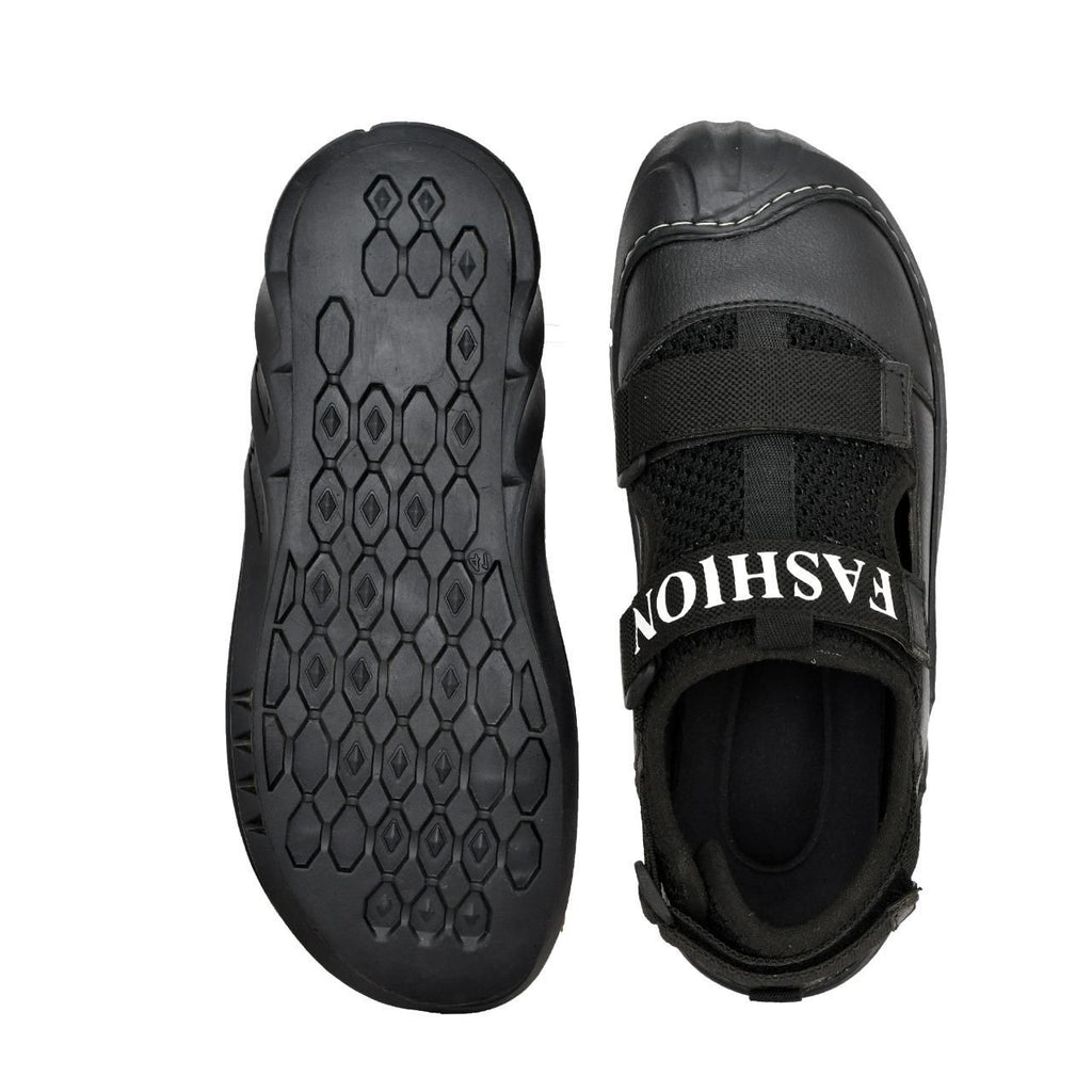 Step into comfort with our Men's Casual Dailywear Sandals, engineered for all-day support. The ergonomic footbed conforms to your foot's natural contours while the durable outsole provides reliable traction on various surfaces. Versatile enough for beach outings or casual errands, these sandals combine practicality with understated style for the modern man.