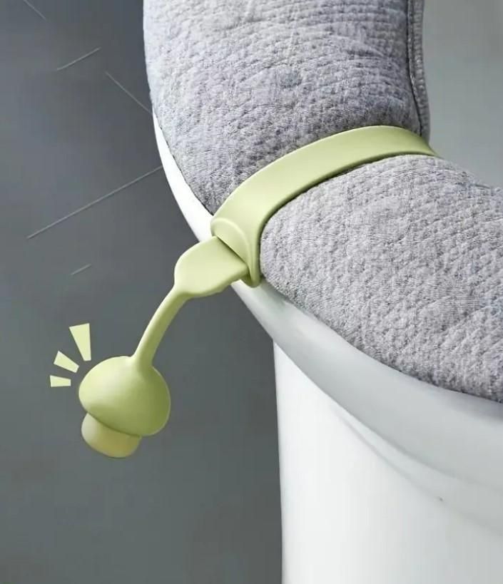 This set of four silicone toilet seat lifters provides a practical and sanitary way to lift toilet seats without direct hand contact. Crafted from high-quality, flexible silicone, these lifters are easy to attach and maintain, promoting better hygiene in any bathroom setting. Their durable design ensures long-lasting use, making them an essential accessory for both residential and commercial restrooms.