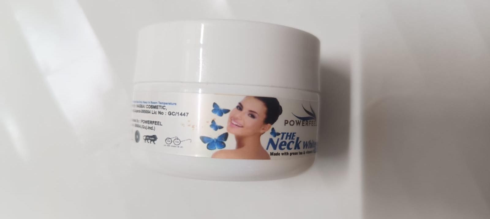 Formulated with advanced skin-brightening agents, this specialized 50g cream targets hyperpigmentation on neck and back areas. The concentrated formula works to reduce dark spots, even skin tone, and restore natural luminosity to often-neglected body regions. Regular application helps diminish discoloration while providing essential hydration.