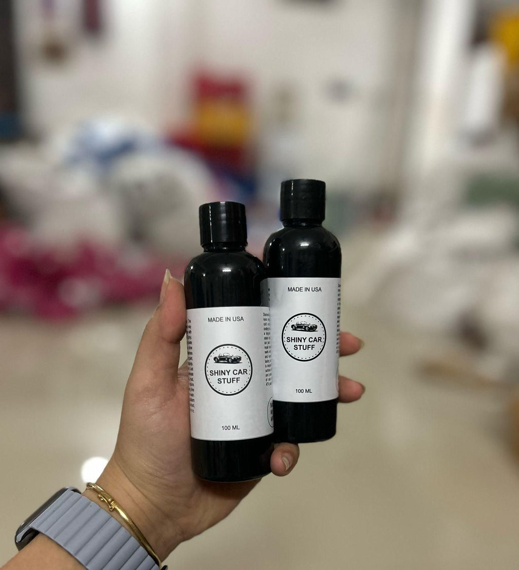 This Car Polish Pack of 2 offers a professional solution to maintain and enhance your vehicle’s exterior. Formulated to effectively remove surface imperfections and restore a deep, glossy finish, these polishes protect your car’s paintwork while delivering a smooth, refined look. Perfect for regular maintenance, this pack ensures your vehicle retains its showroom shine with expert care.
