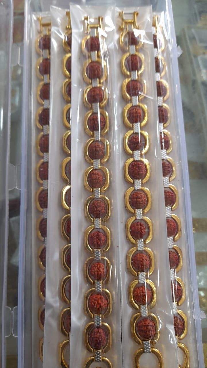 Rudraksha Bracelet for Men & Women

Experience the spiritual power of our authentic Rudraksha Bracelet, meticulously crafted for both men and women. This sacred accessory combines traditional Vedic significance with contemporary design, offering protective energies while balancing chakras. Each bead is carefully selected for its quality and energetic properties, making it an ideal companion for meditation, spiritual practices, or everyday wear. Suitable for all wrist sizes with durable elastic threading.