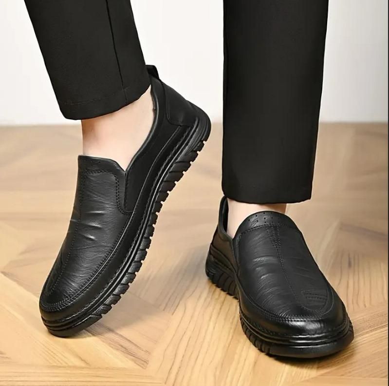 These Mens Stylish Synthetic Formal Shoes are designed to elevate your professional style. Made from high-quality synthetic materials, these shoes offer both durability and sleek design. The perfect choice for any formal occasion, these shoes will keep you looking sharp and confident.