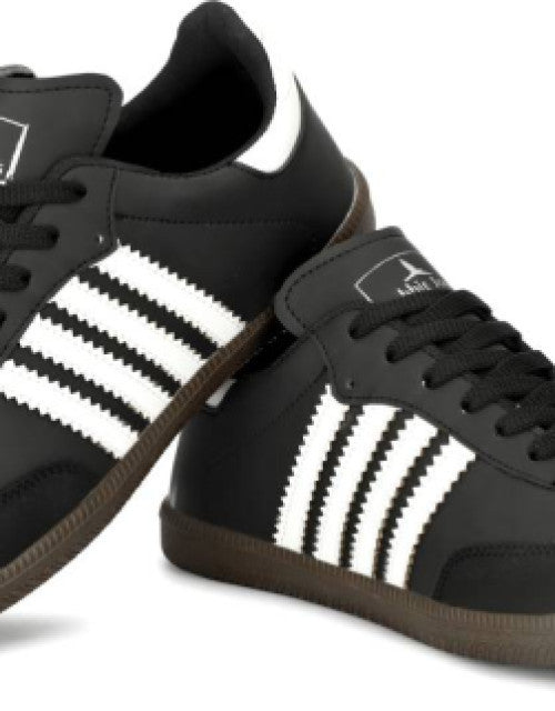 These Casual Sneakers for men combine a chunky, stylish design with modern trends to deliver both comfort and a bold look. Crafted for everyday wear, they provide excellent support and durability, making them ideal for casual outings or urban lifestyles. Elevate your shoe collection with this versatile pair that balances fashion and function effortlessly.
