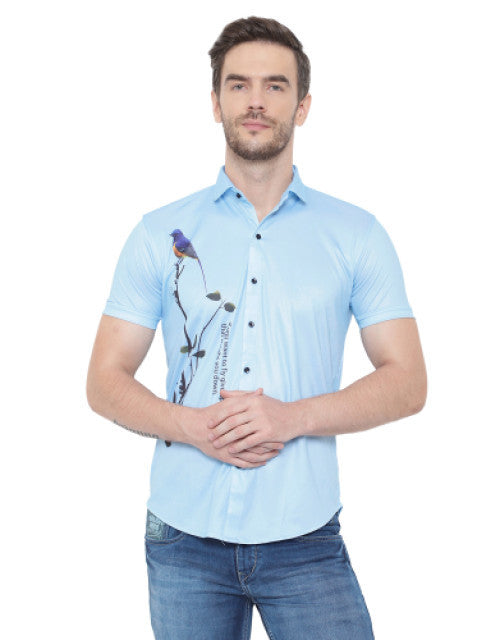 This men's shirt offers a regular, super slim fit with a unique graphic print and slim collar. The slim fit creates a modern and flattering silhouette, while the graphic print adds a touch of personality. Perfect for casual wear, this shirt is both stylish and comfortable.